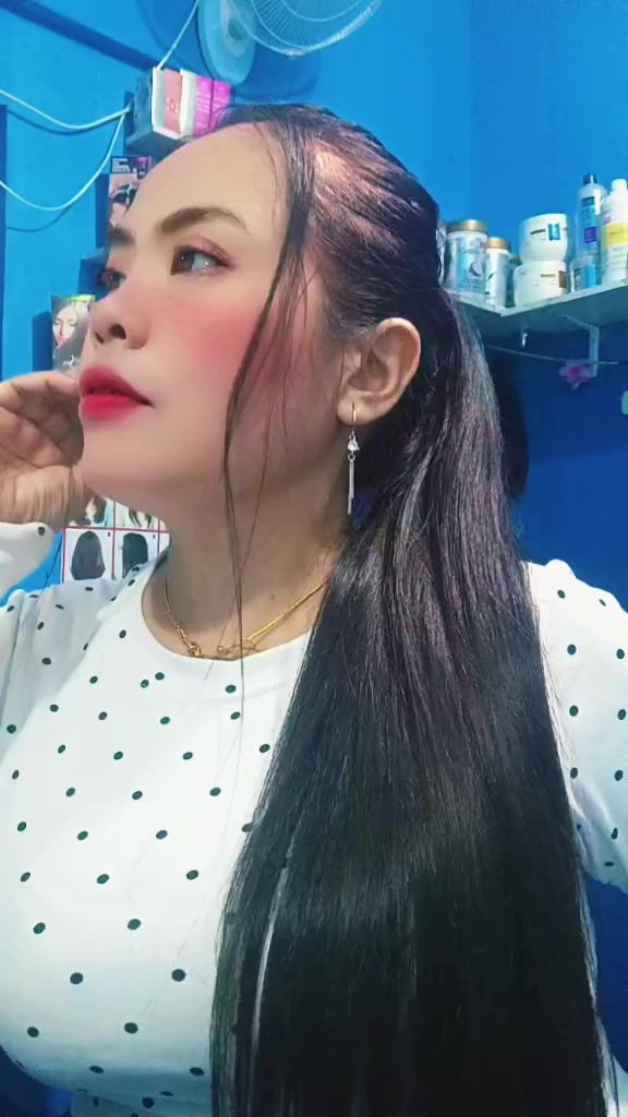 @𝙷𝚒𝚕𝚍𝚊 𝚔𝚊𝚛𝚒𝚗𝚊