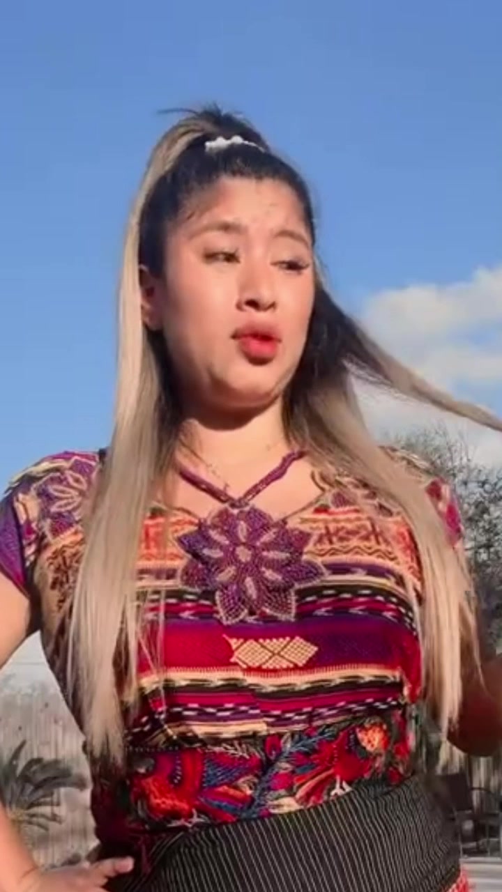 @TikHot