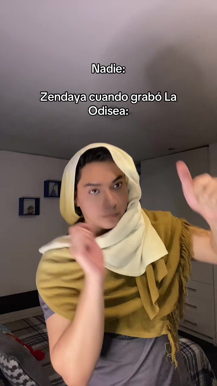 @J o n n y 🫐