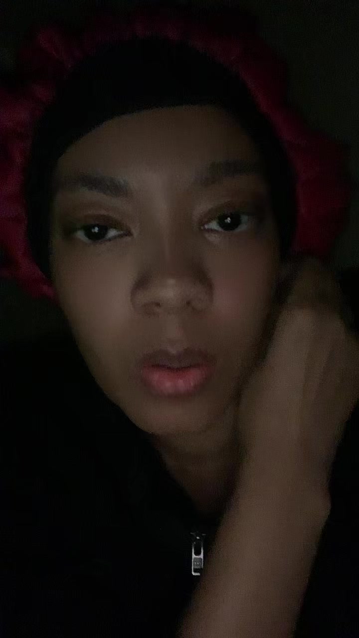@Yndira