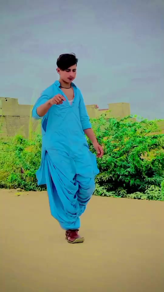 @🦅MUHEEB SARKAR 😎