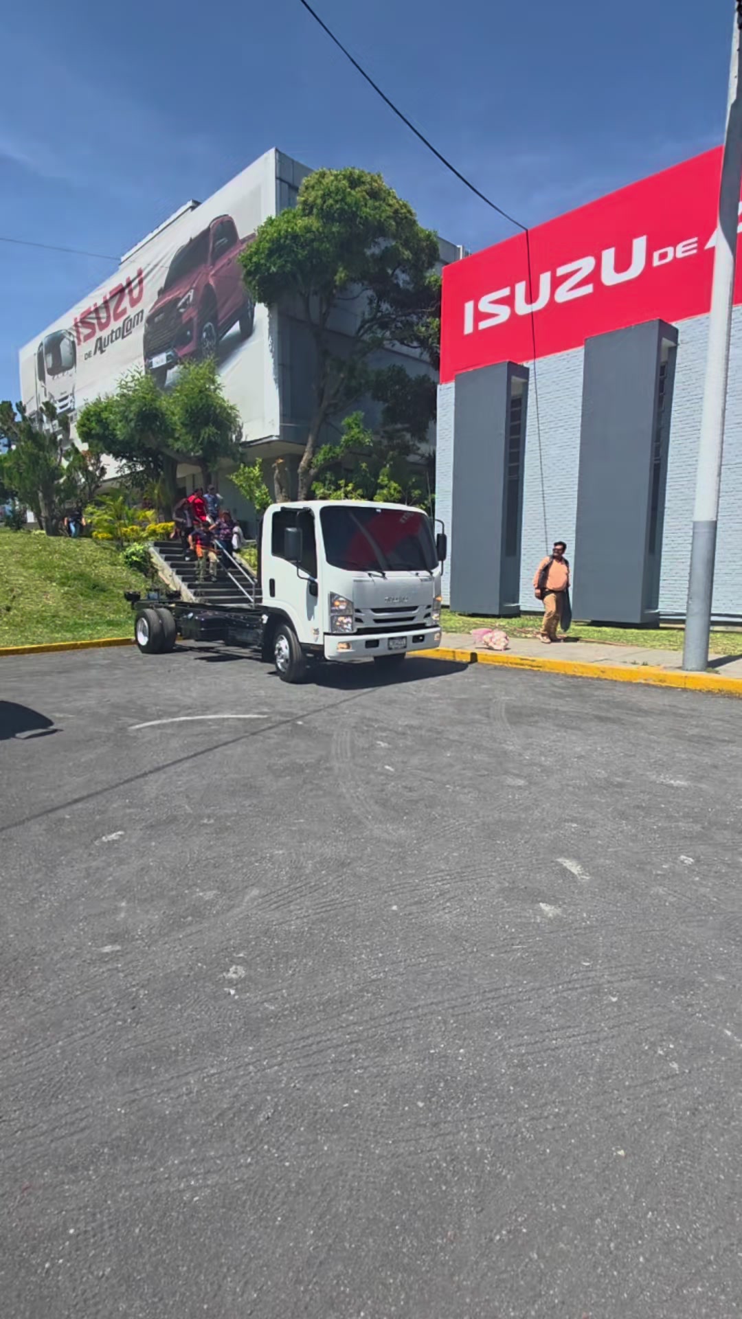 @CAMIONES ISUZU 🚛🇬🇹