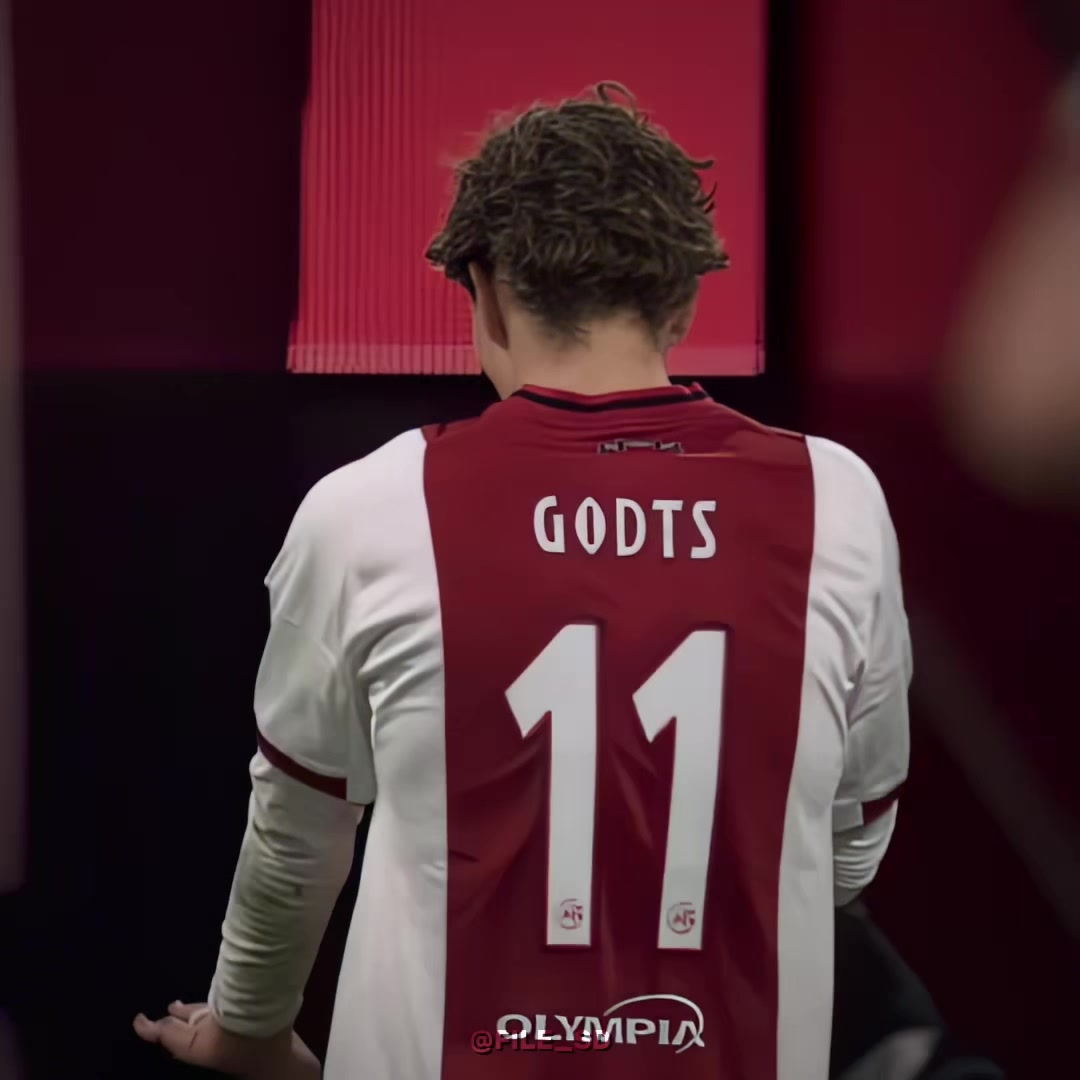 @𝙁𝙄𝙇𝙀́