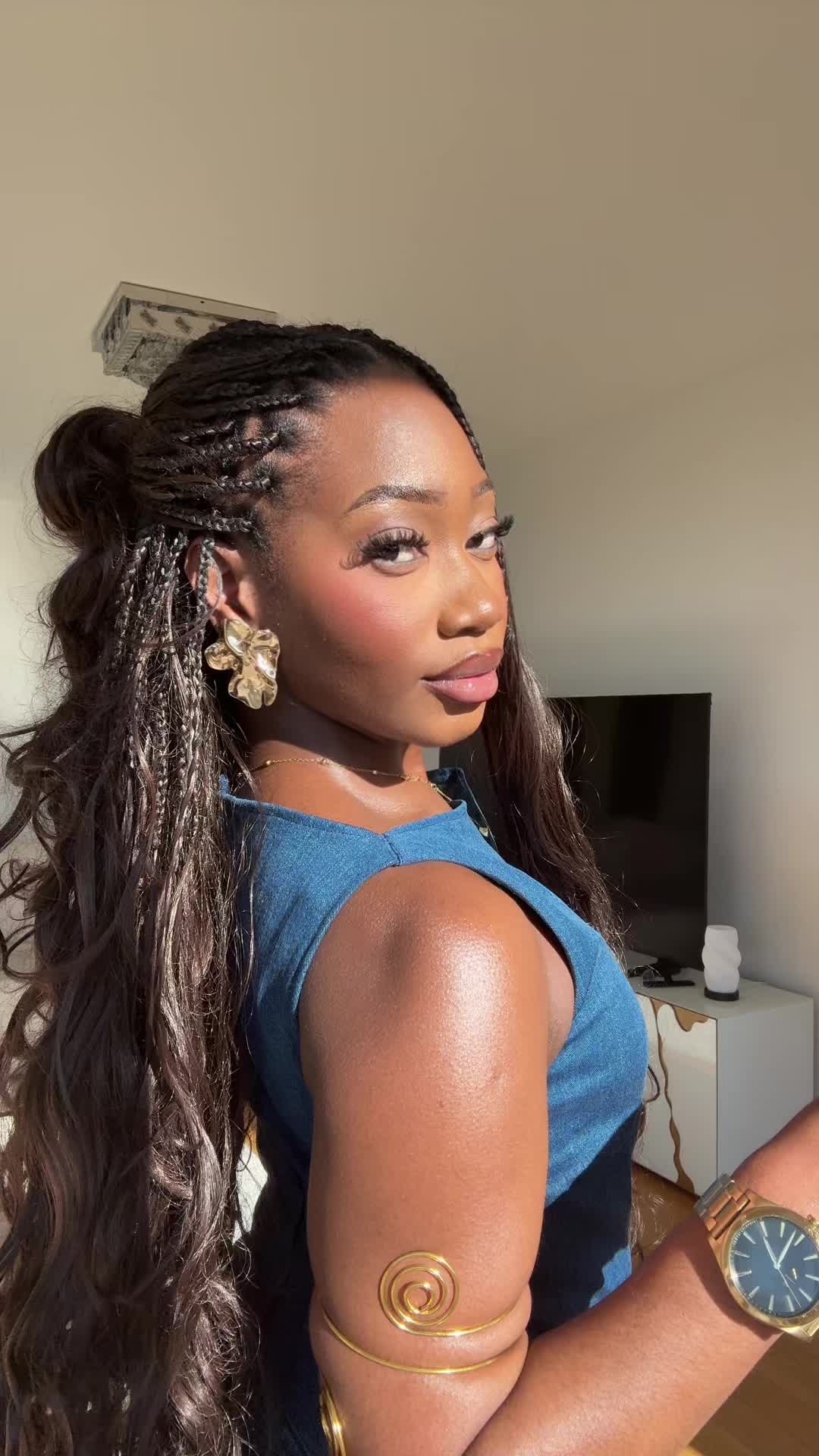 @𝐿𝑜𝓊𝓋𝑜𝓇