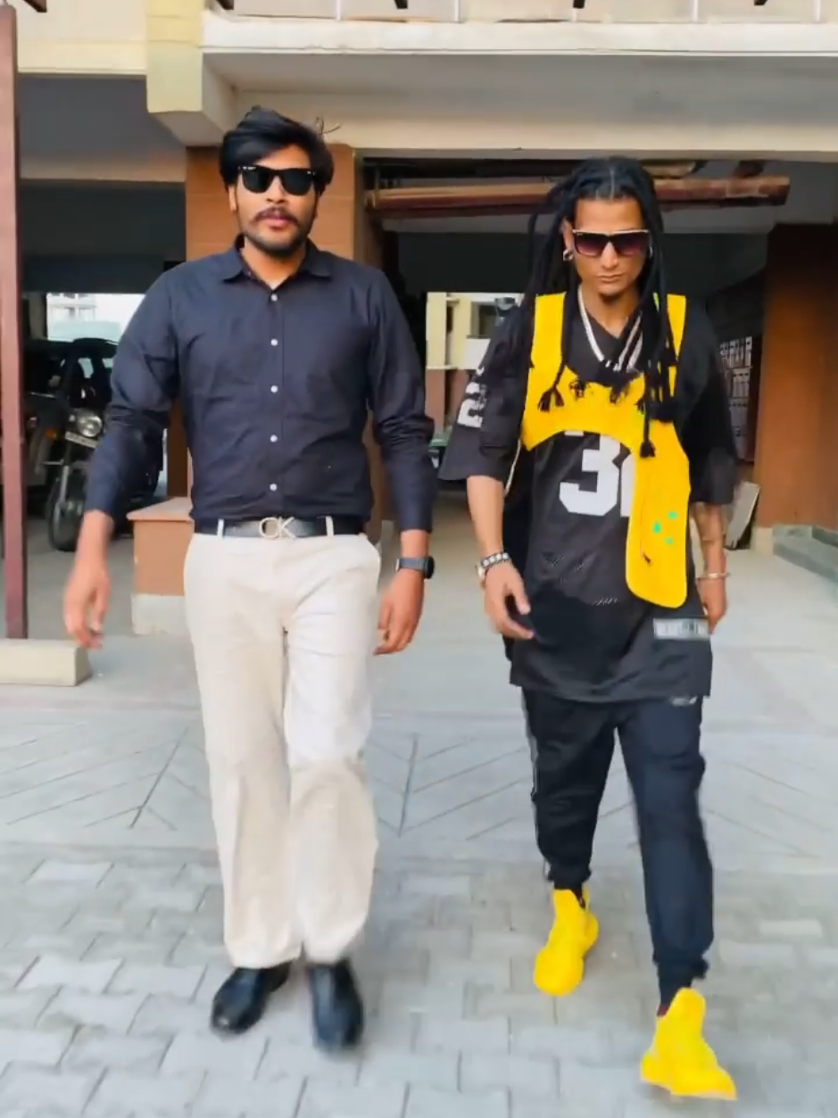 @Bollywood star🇧🇭