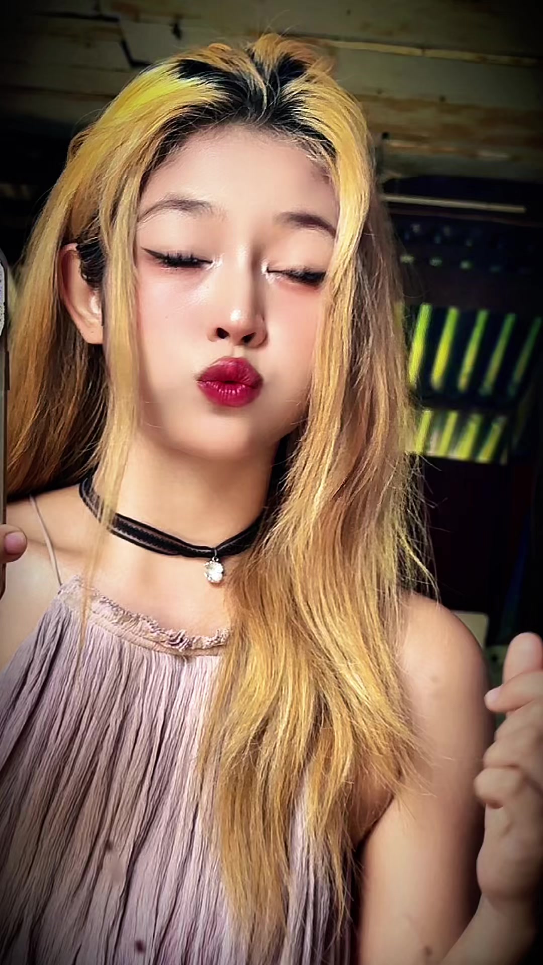 @đđáá°á
áźáá±ážđđ(Nan San Thu)