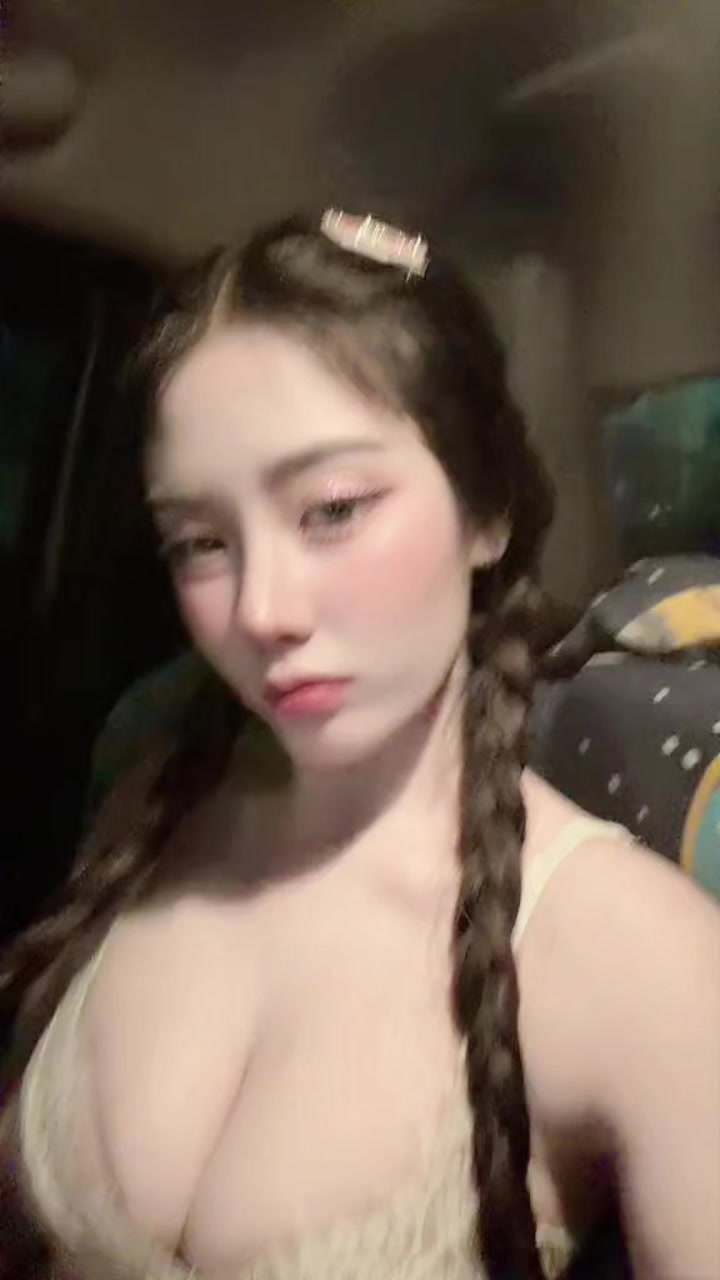@น้องบีส🦦