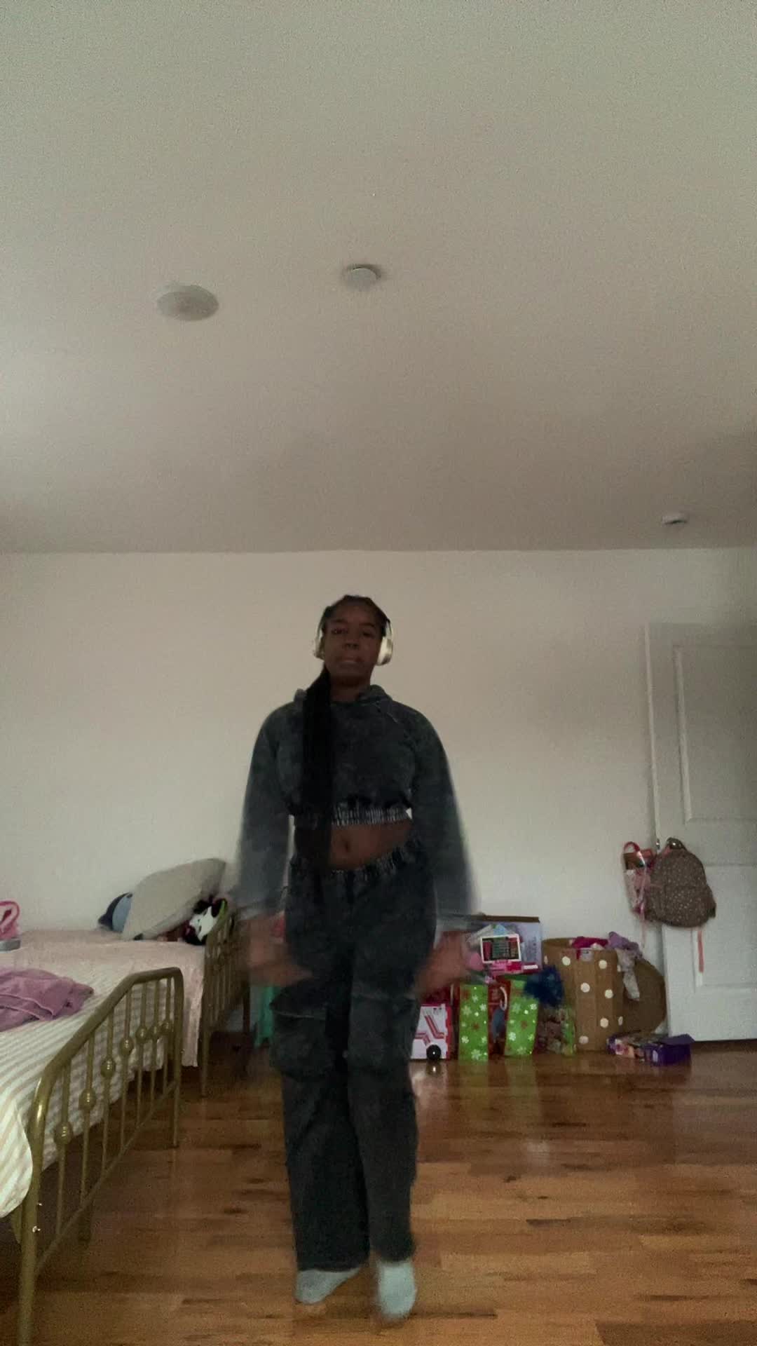 @Nisi
