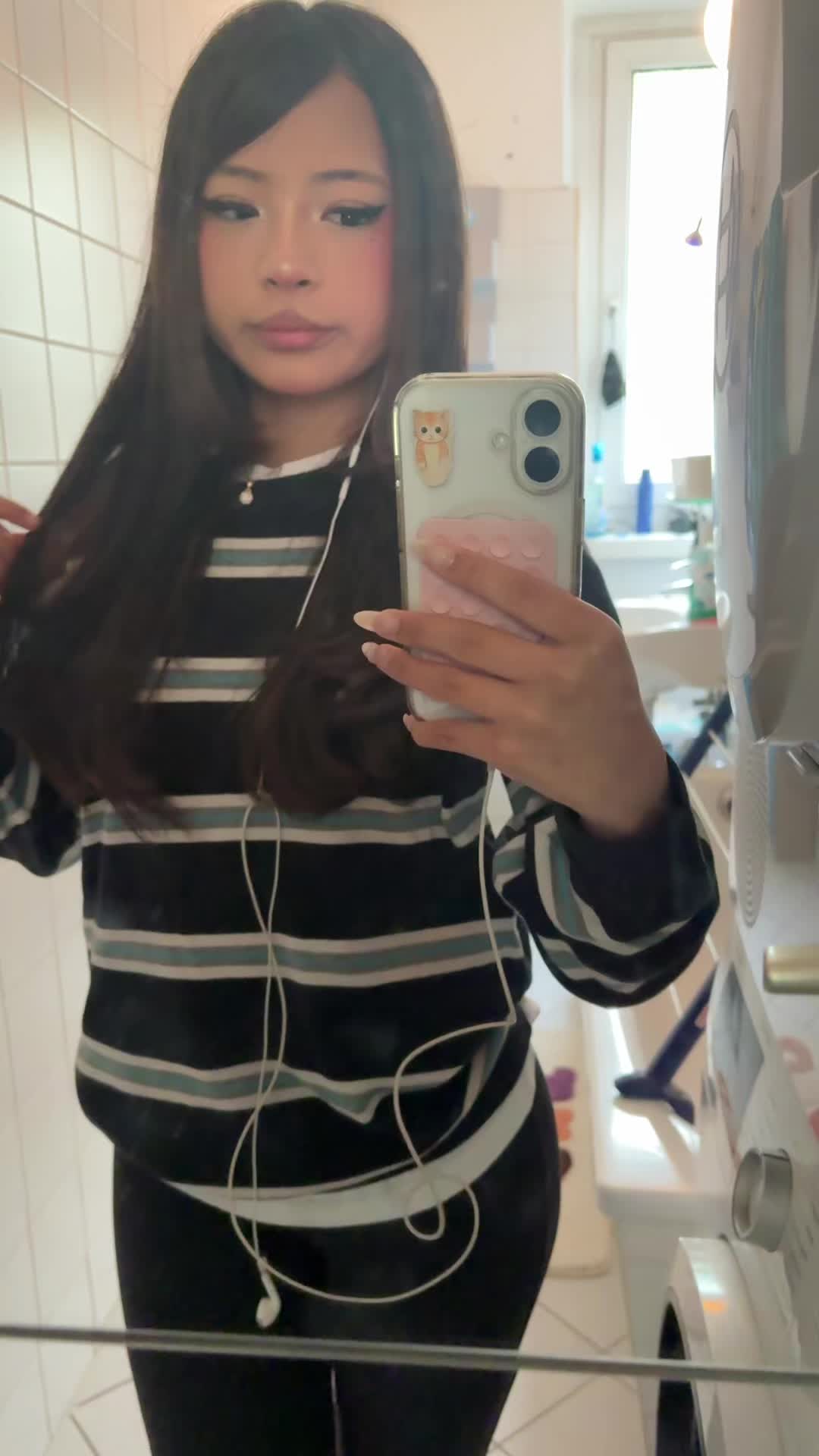 @️