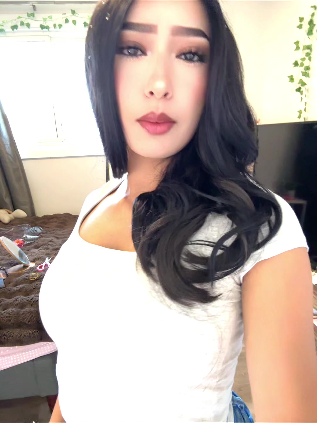 @the_camilitaa