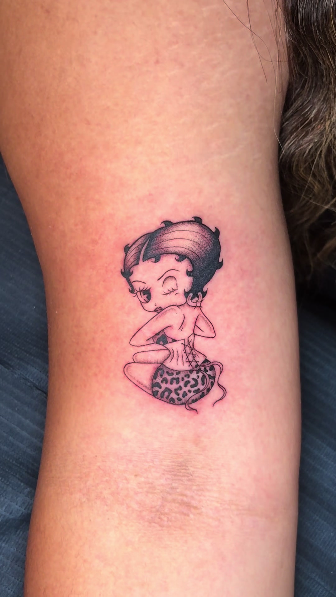 @fineline tattoo artist ❦