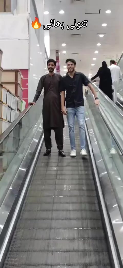 @Hasrat Tãñölï