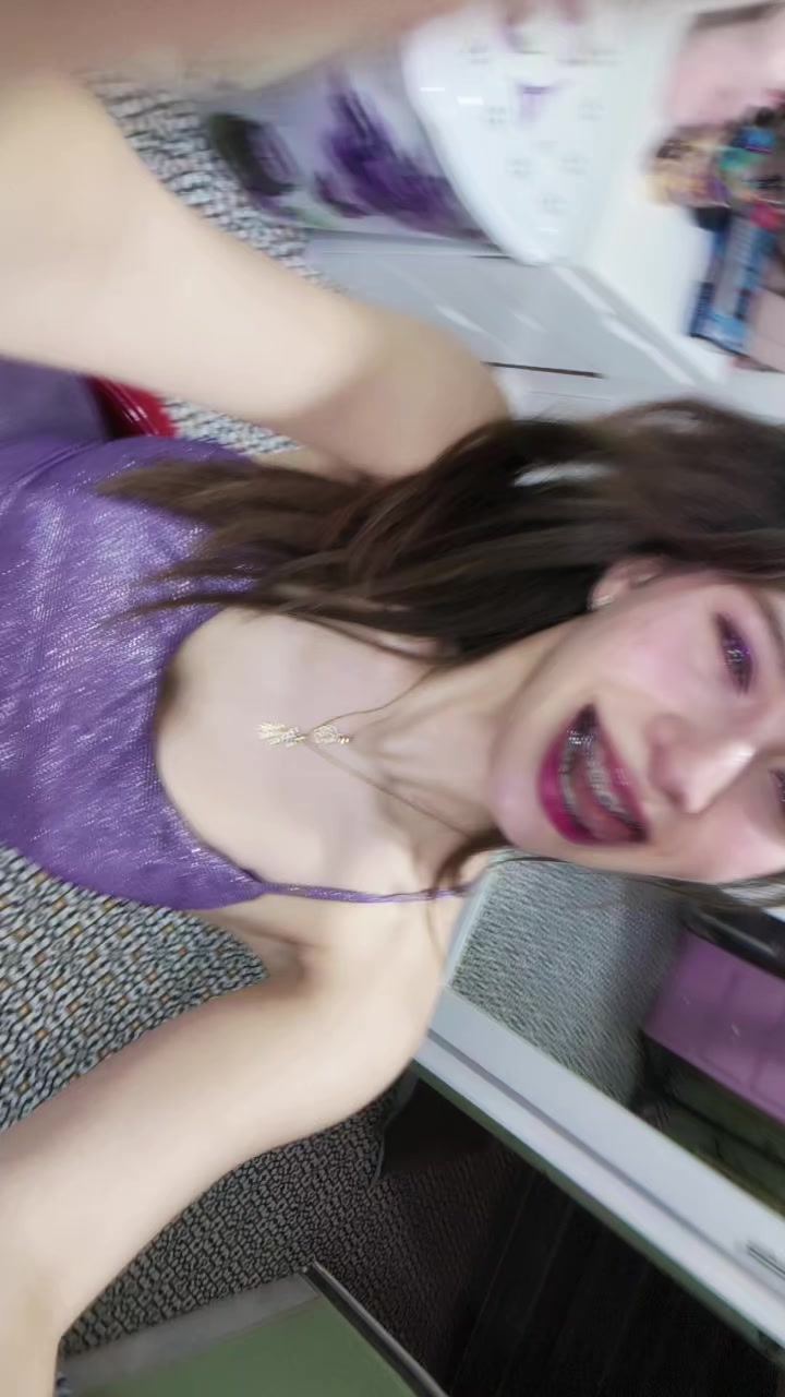 @𝐌𝐞𝐥
