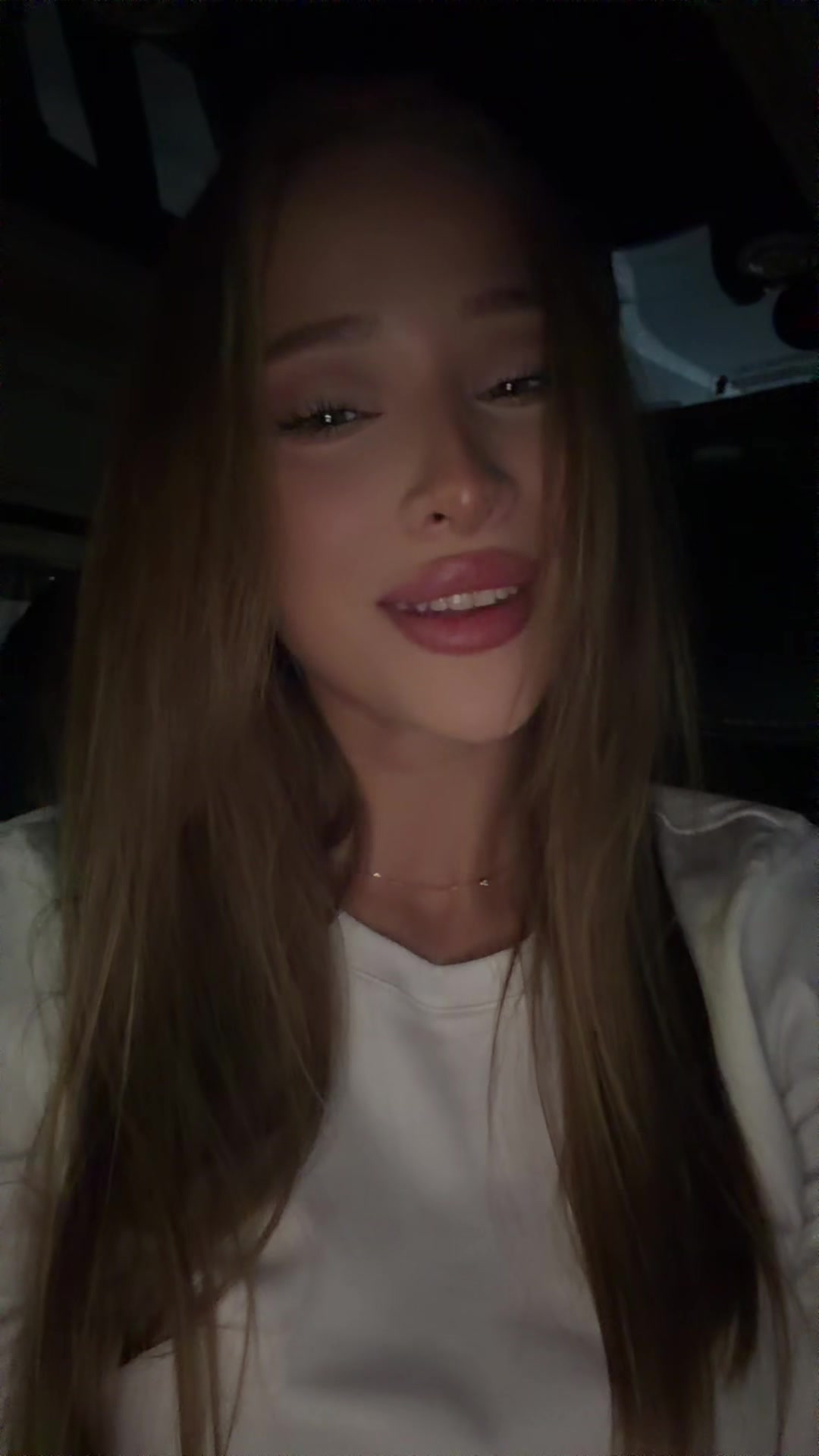 @Yana🩰🫧