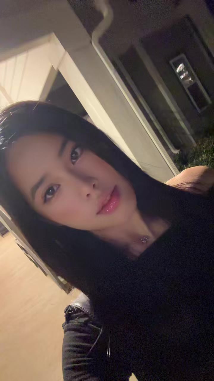 @Bunnie__cutieee