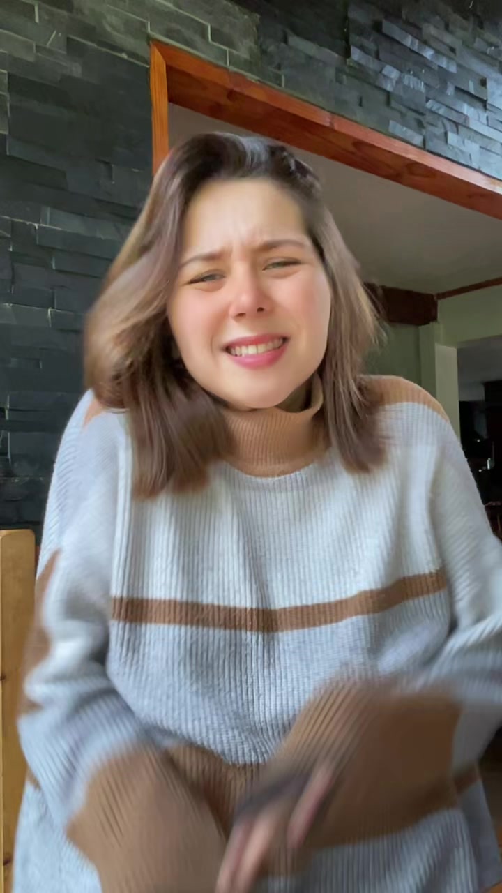 @Marie_Javi