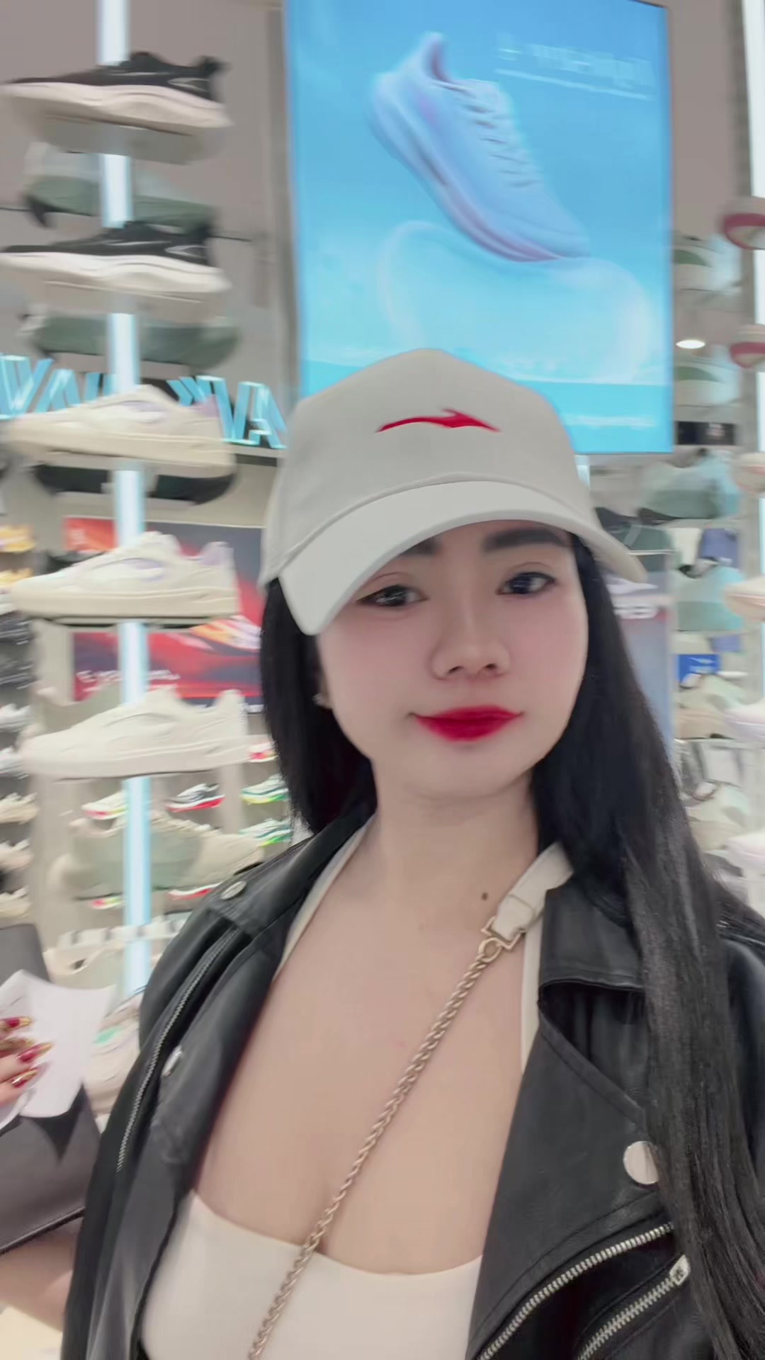@HtetNayChi🤍