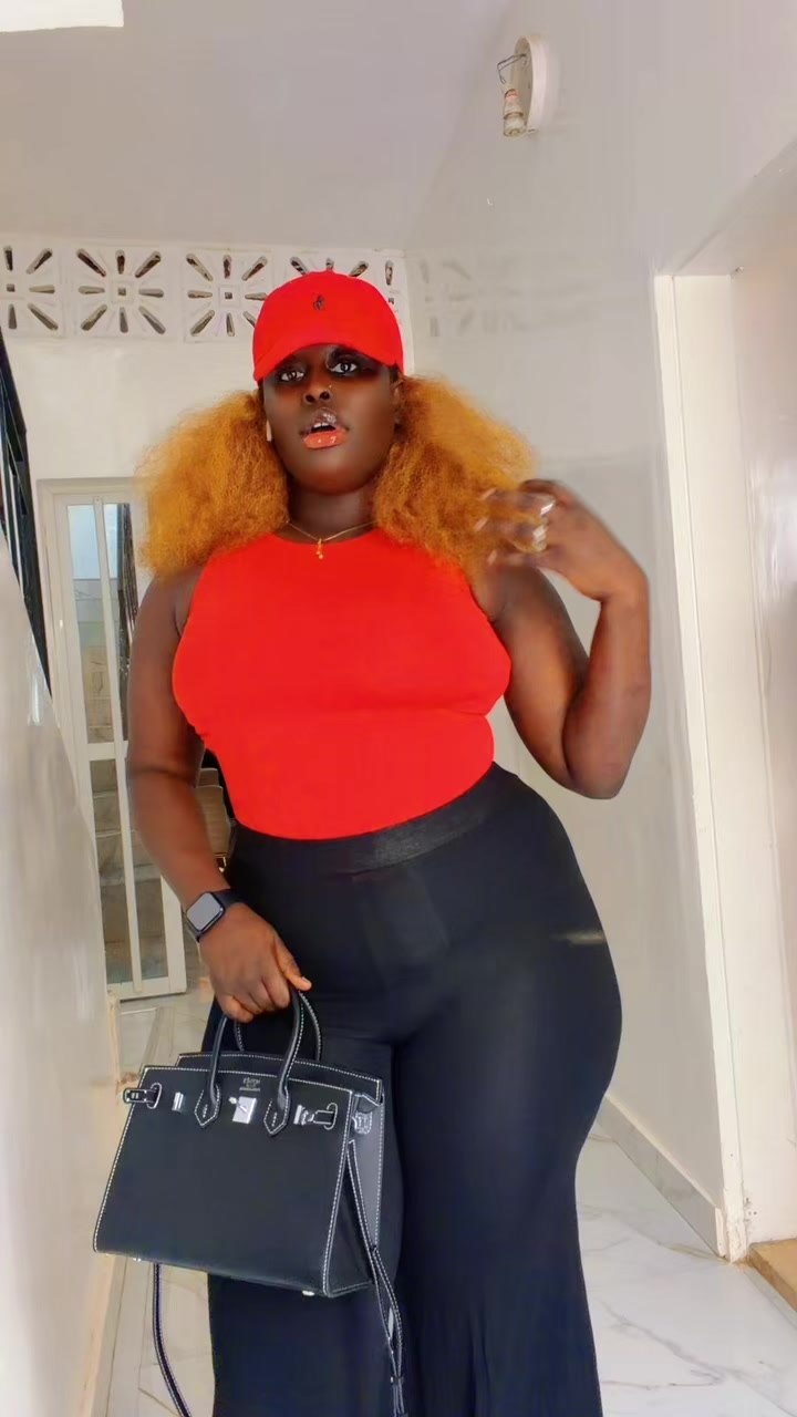 @Bbmita saliou linternational🥳