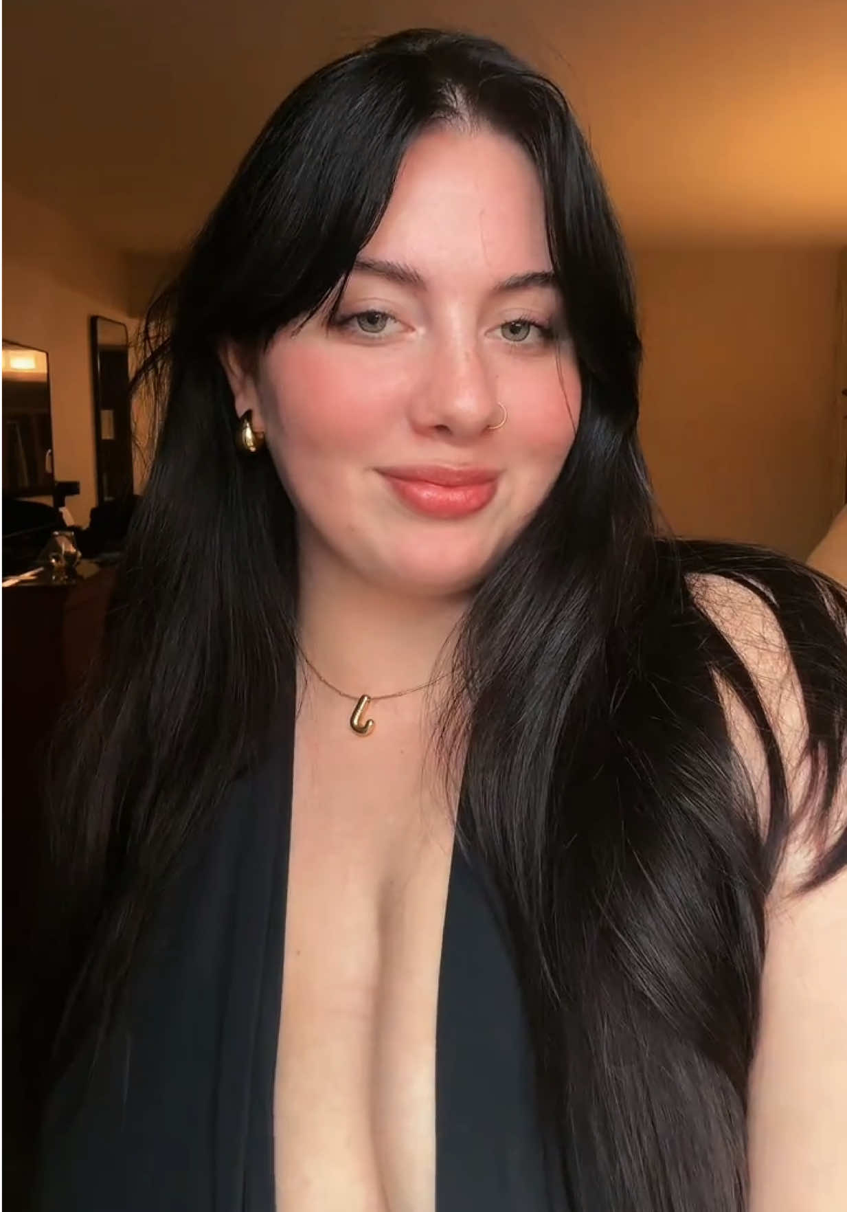 @J✨