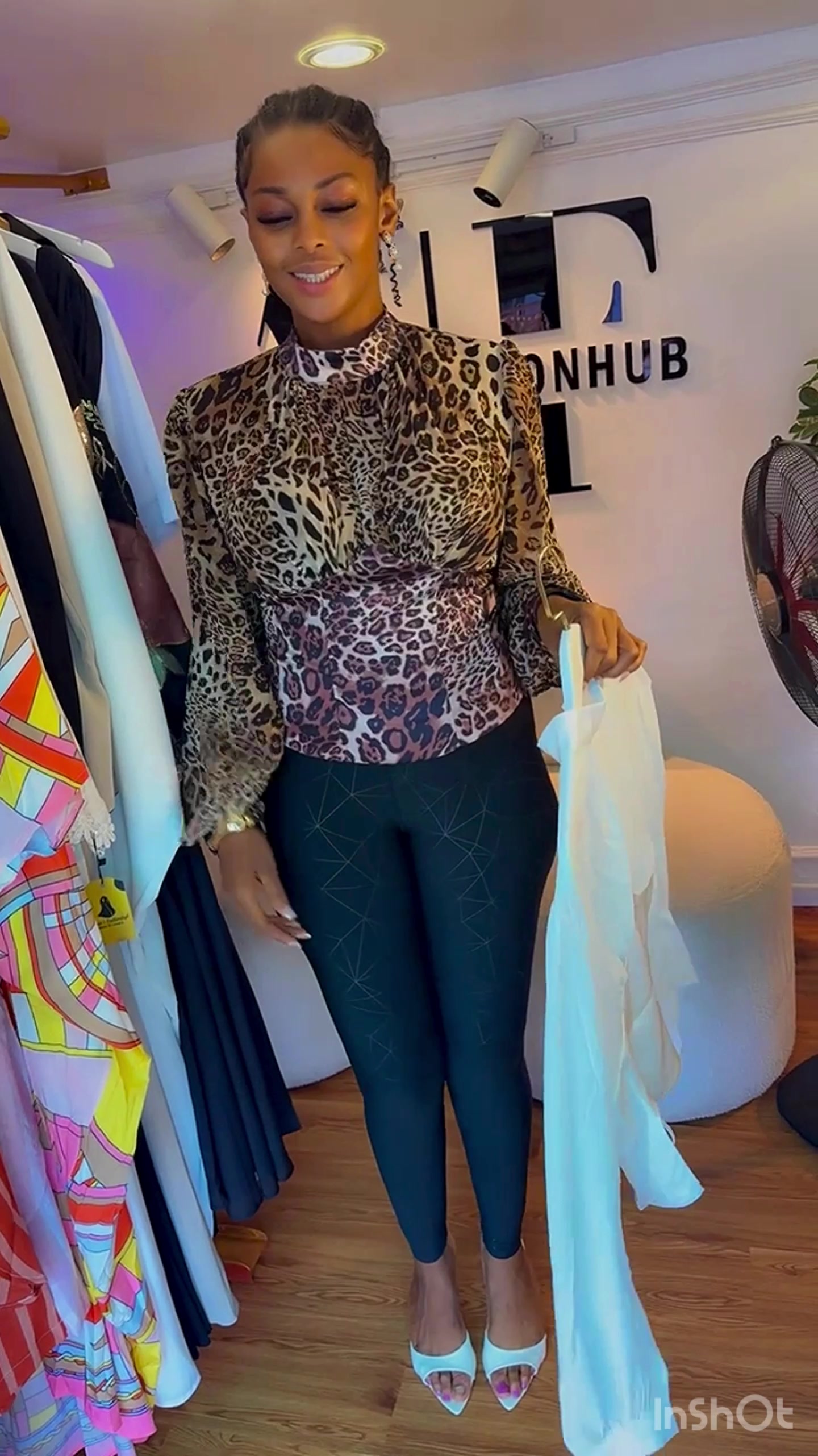 @Annies Fashion Hub