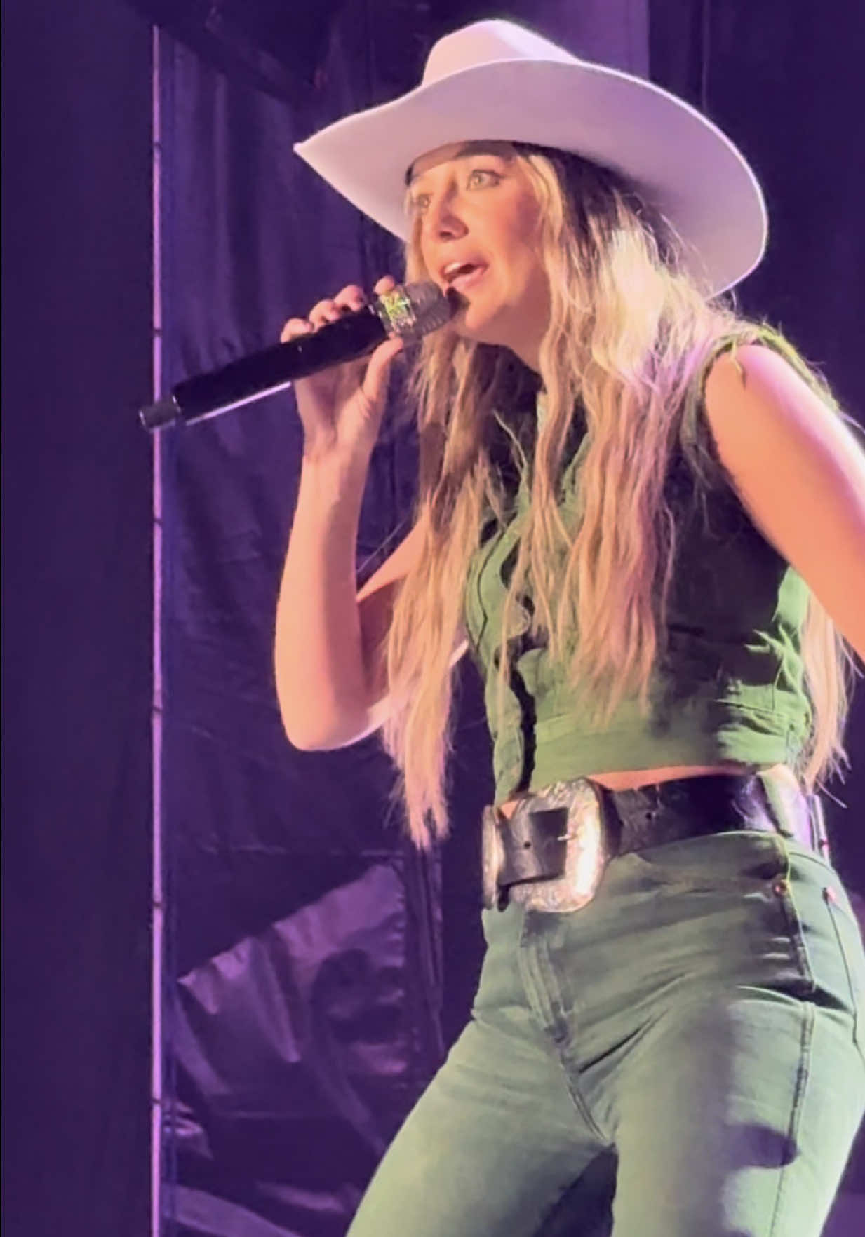 @CountryMusicVideos24