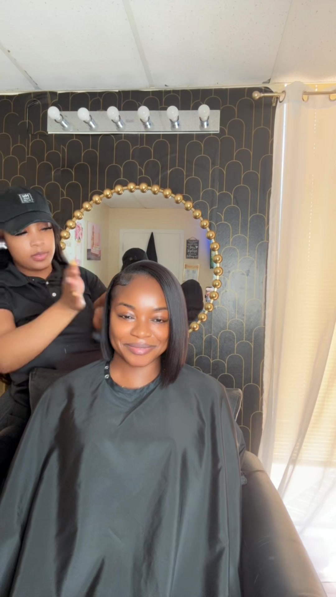 @theeglamroom