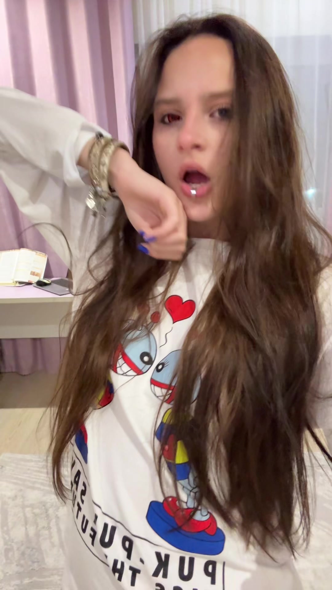 @hartmannita