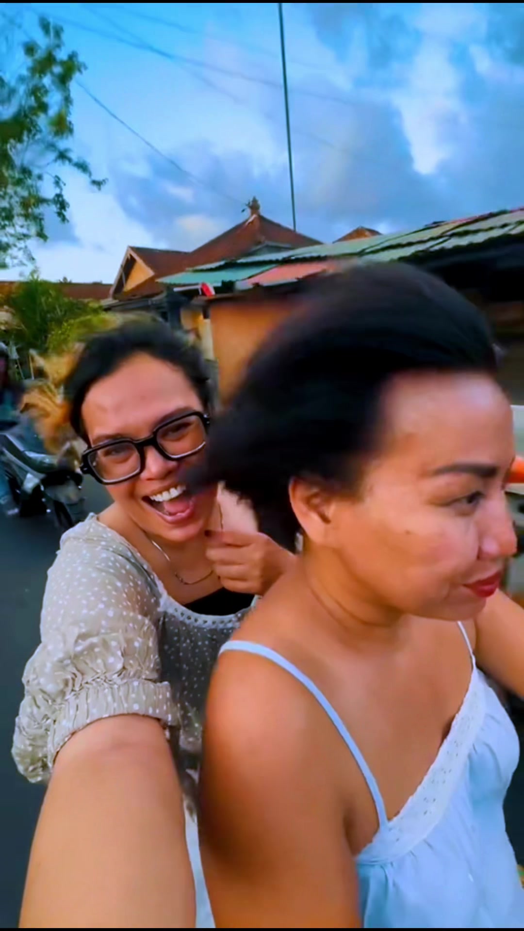 @Bhutet Erlina