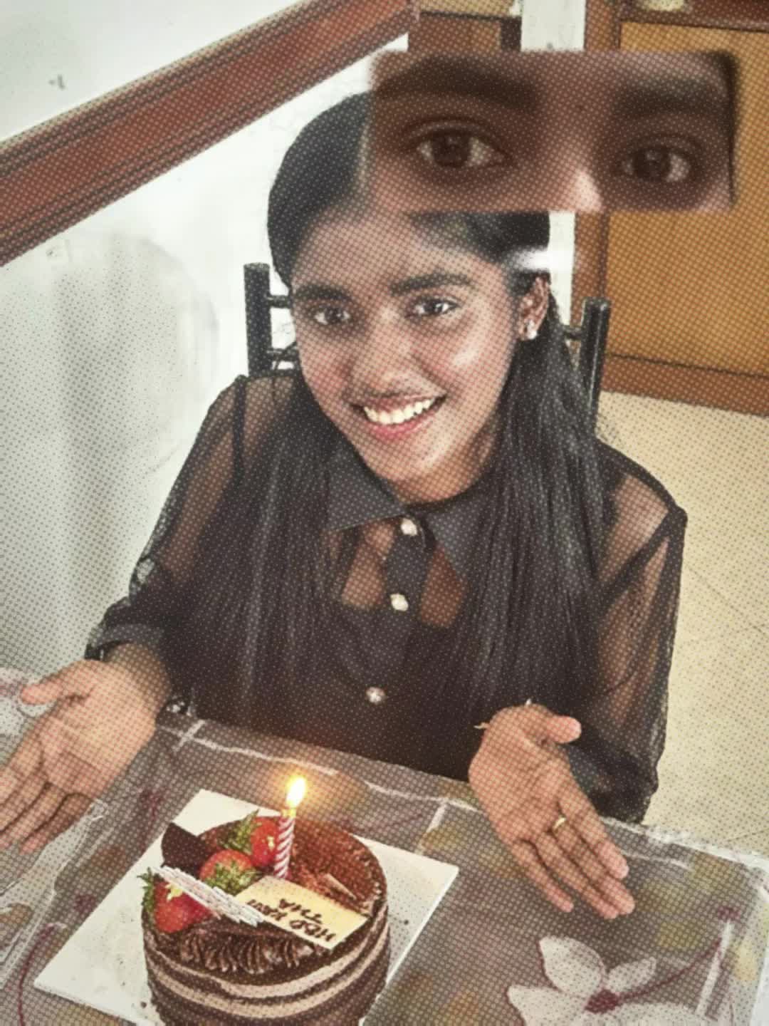 @kavibee8