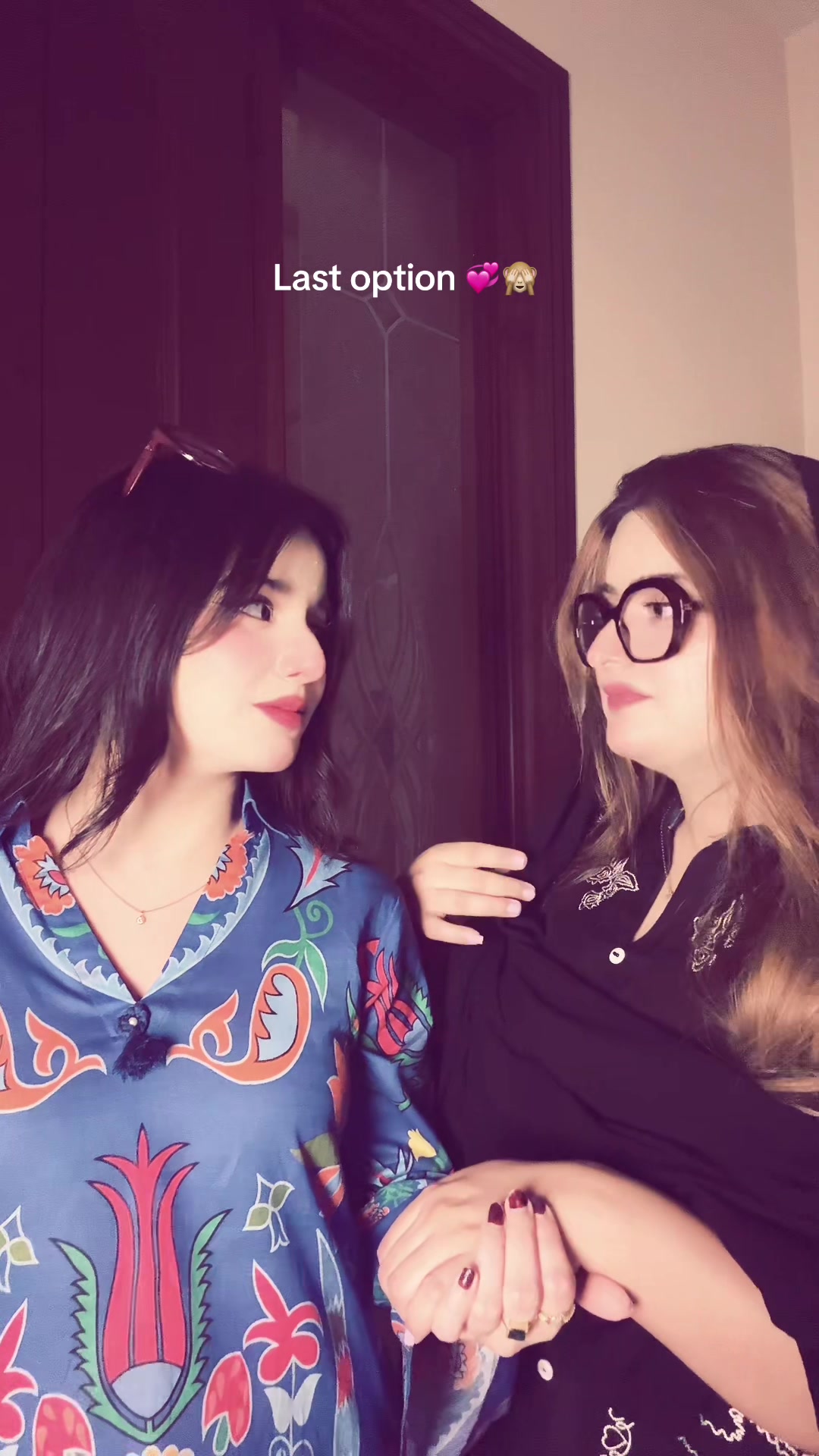 @Mayal…