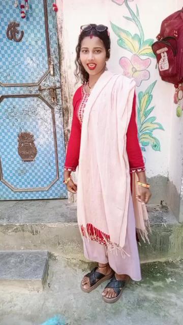 @Saptari♥๏ธ Queen ๐๐๐