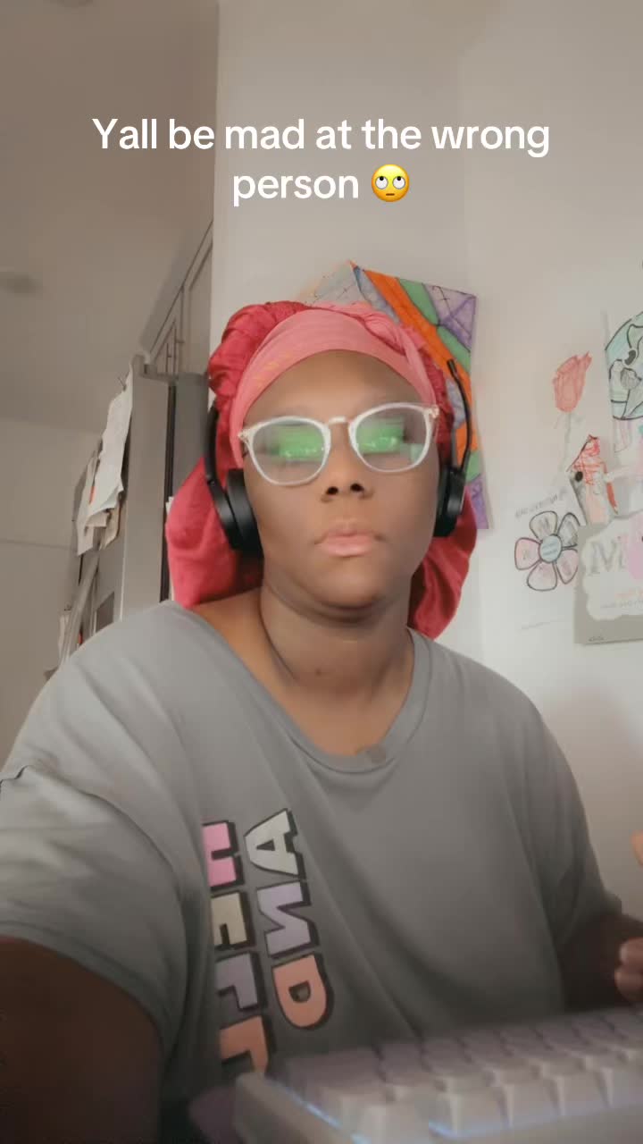 @RedBonnetchroniclesUncut