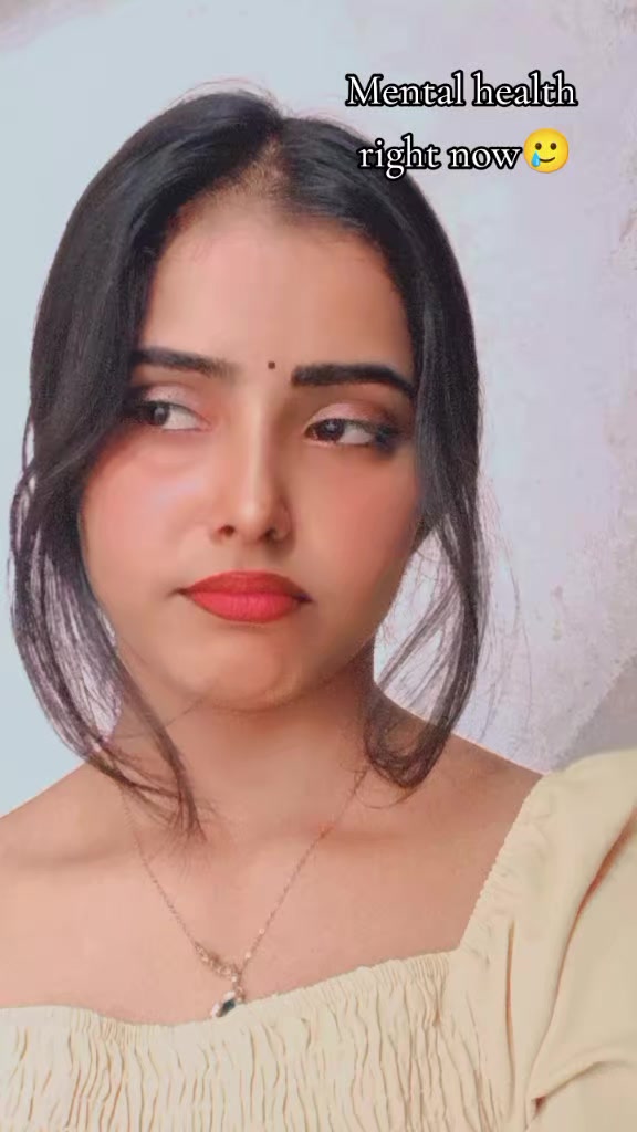 @rakhi thakur🌸🕊️