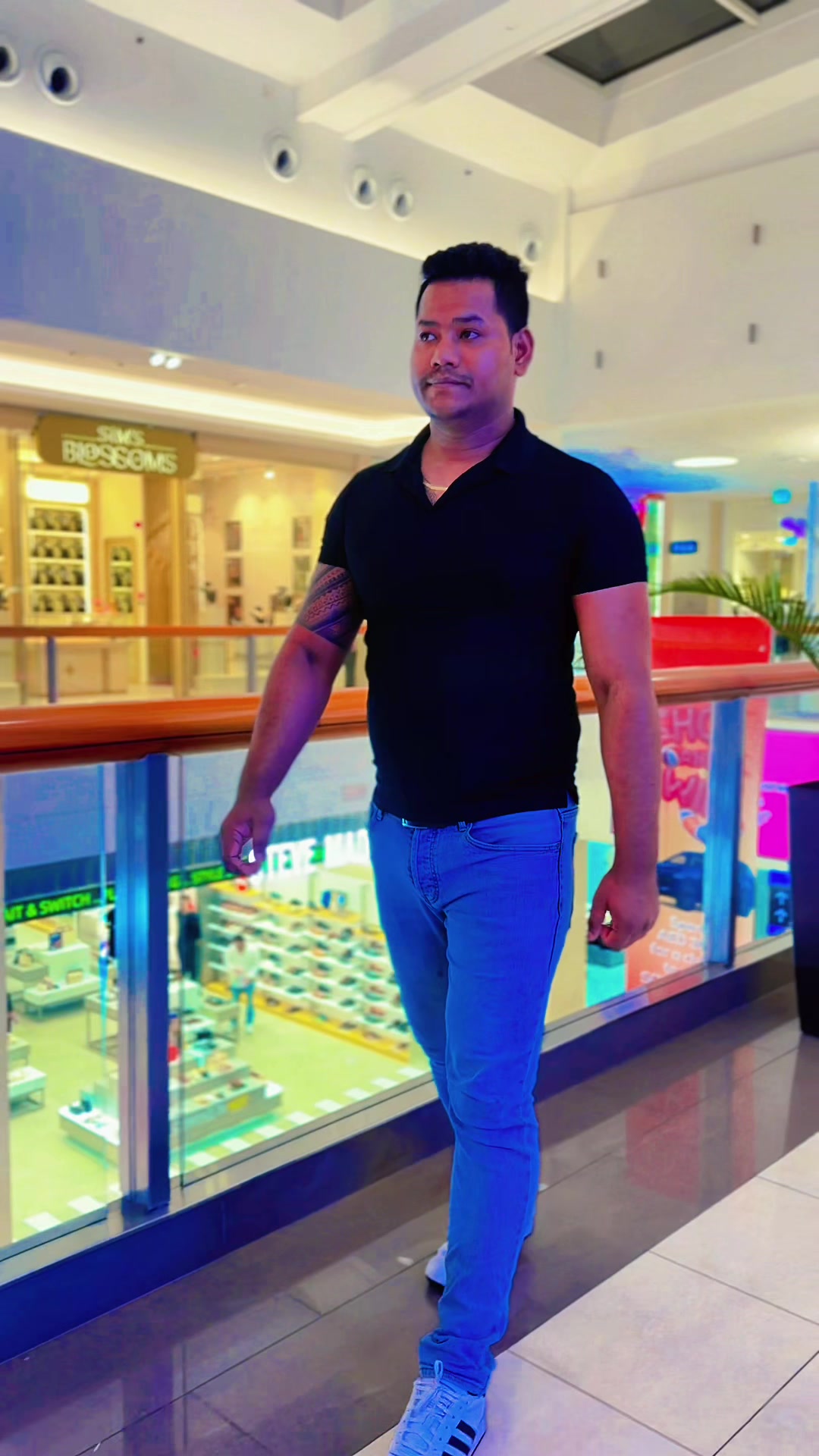@suman shrestha 🇦🇪🇦🇪🇦🇪