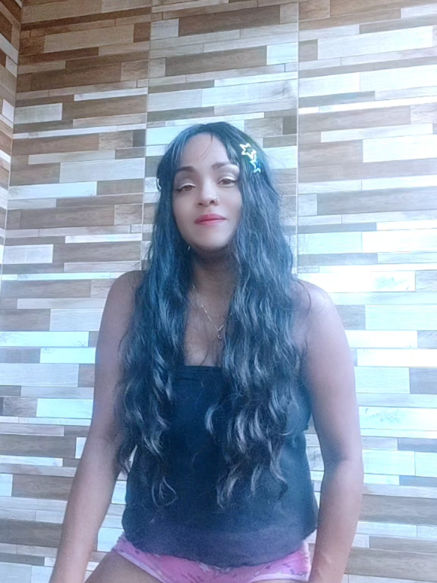 @Lucy a guria do short sexy