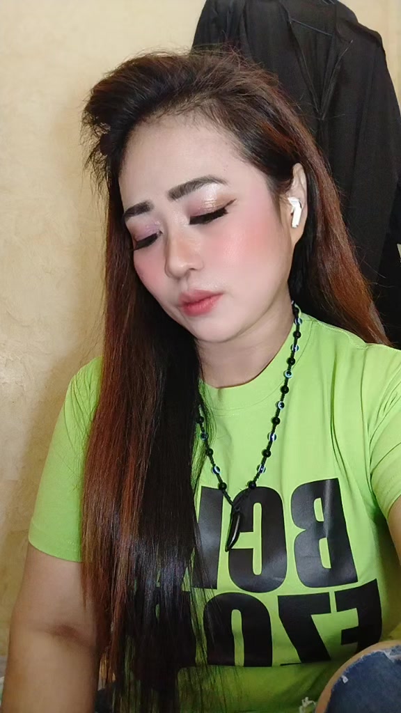 @𝐁𝐚𝐛𝐮 𝐀𝐫𝐚𝐛🥀