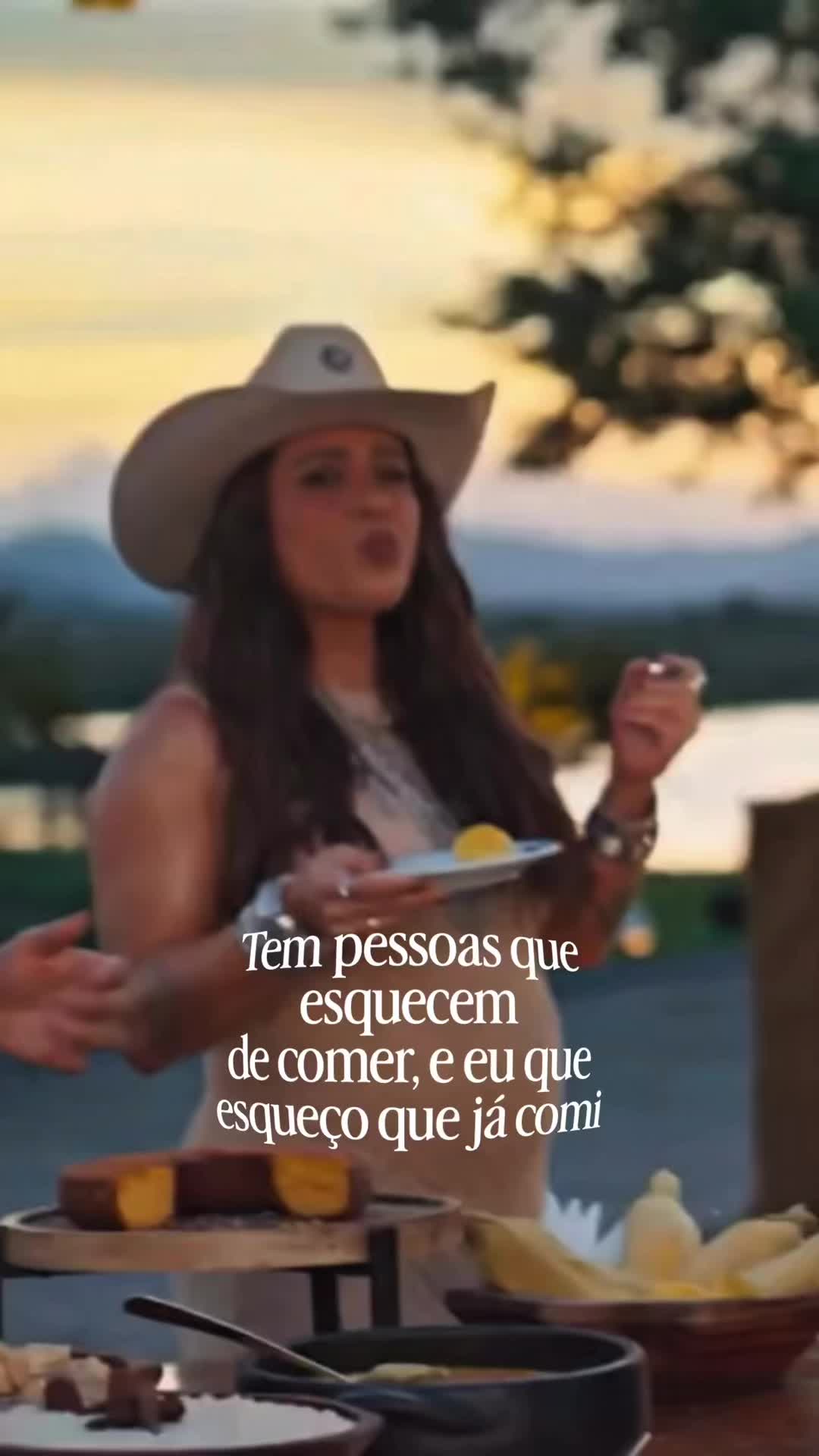 @lauanaprado