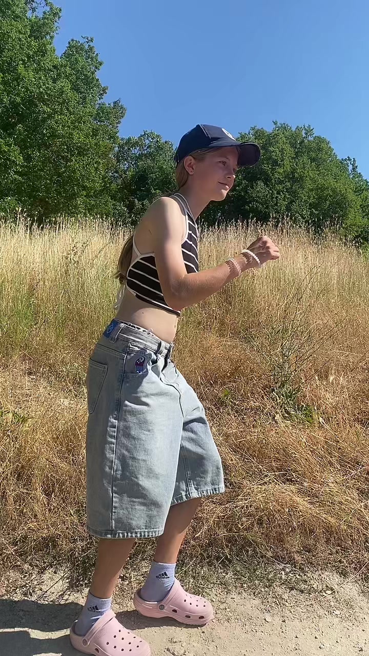 @aniqwzx