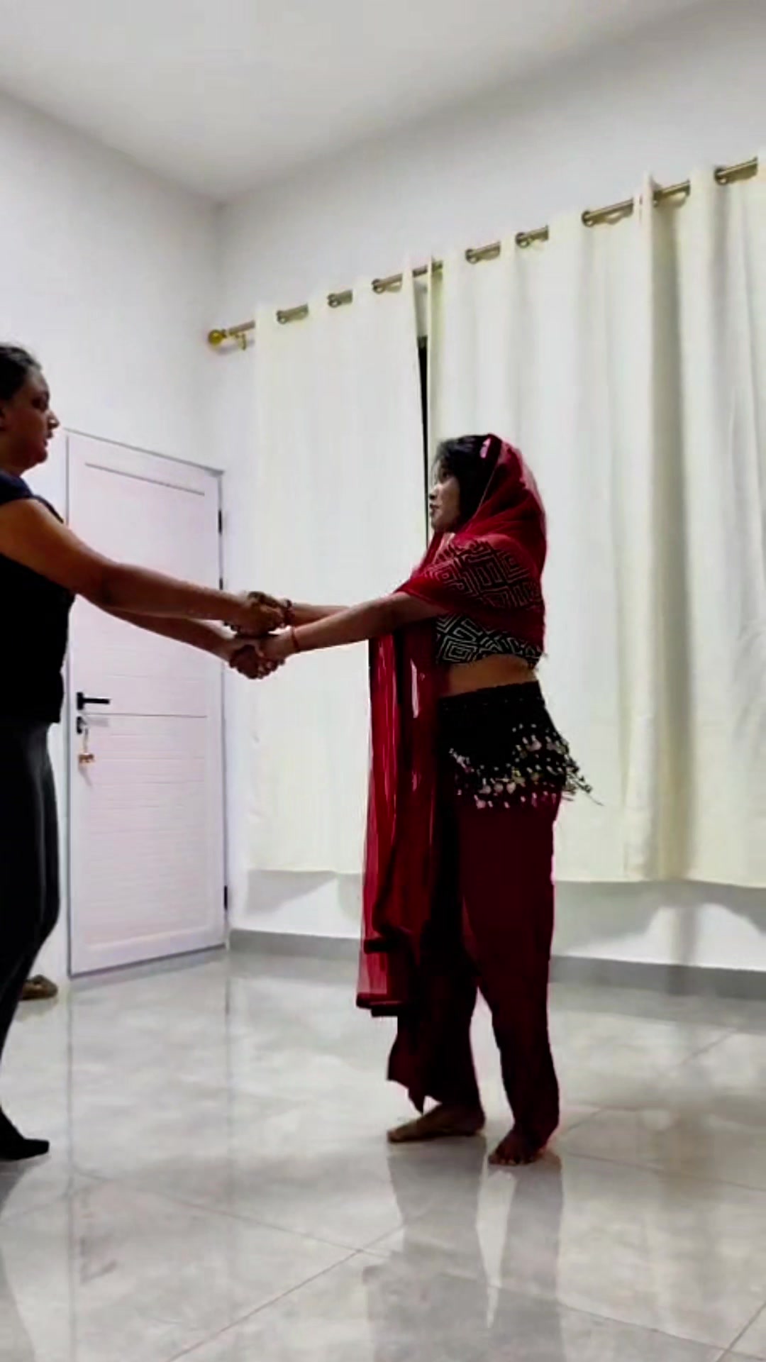 @DANCE WITH KIM