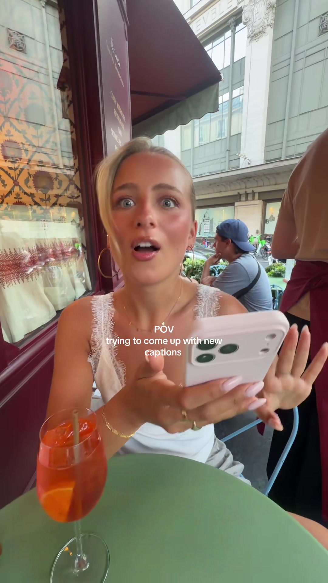 @Ava Francis