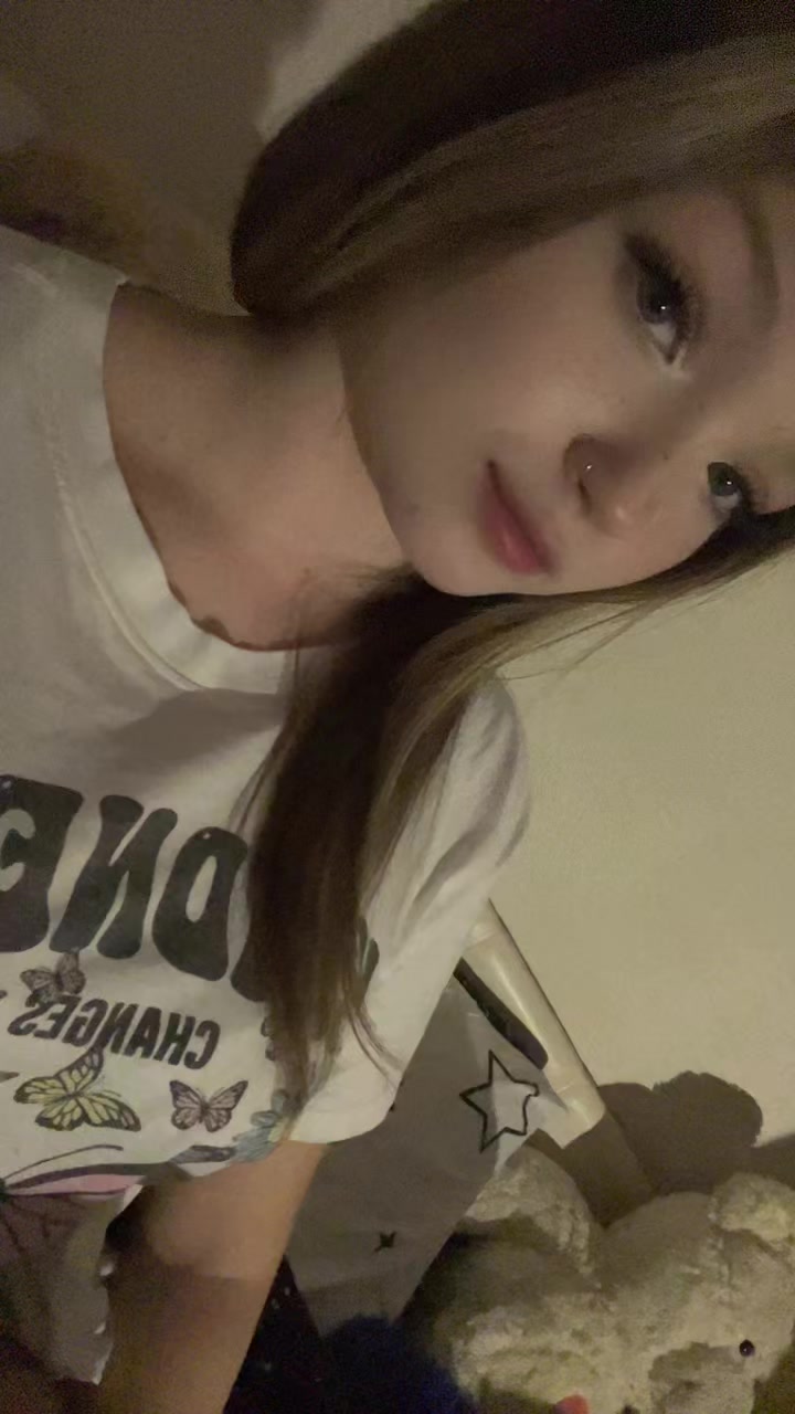 @_annuuut_