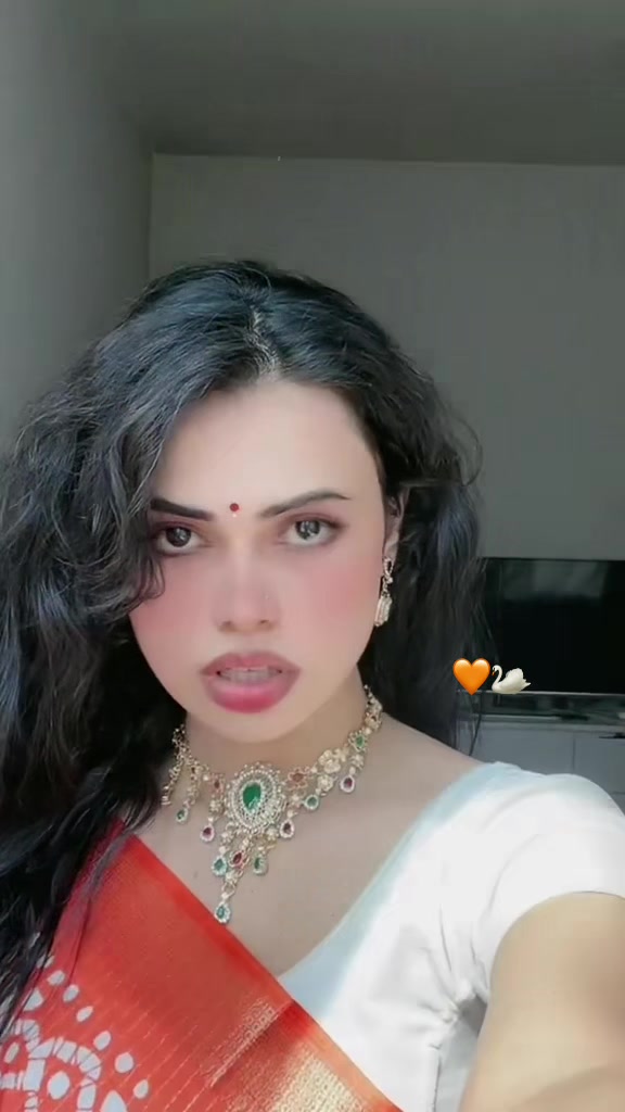 @AMO💎