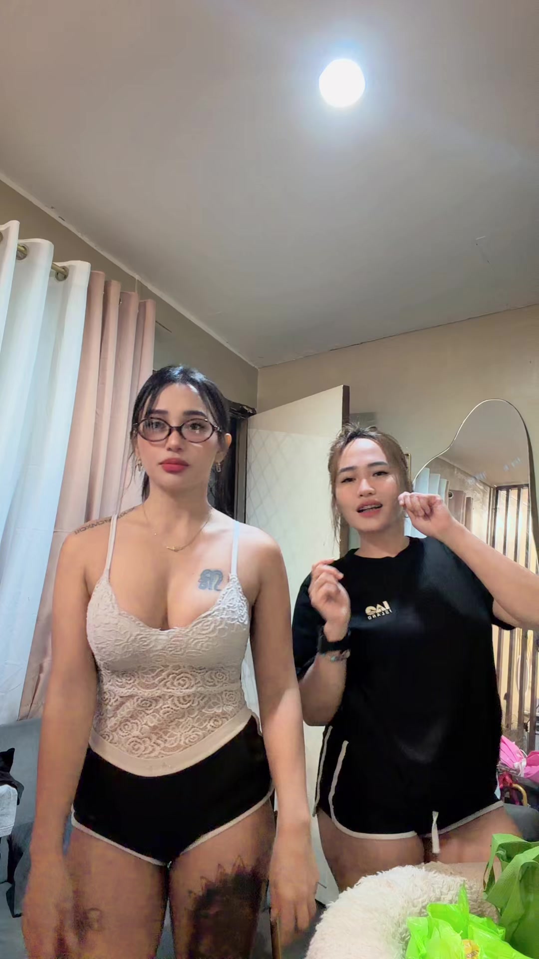 @Katrina Hart 🦋