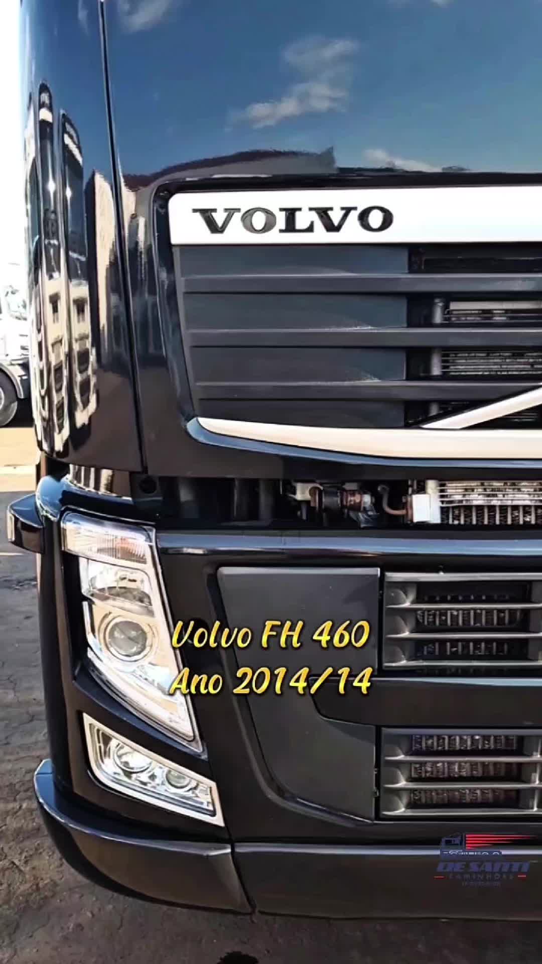 @De Santi Caminh&otilde;es
