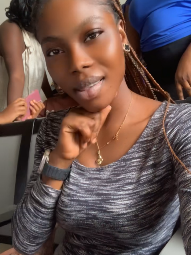 @Ewuraesi prissy 🍭🔐🔐❤