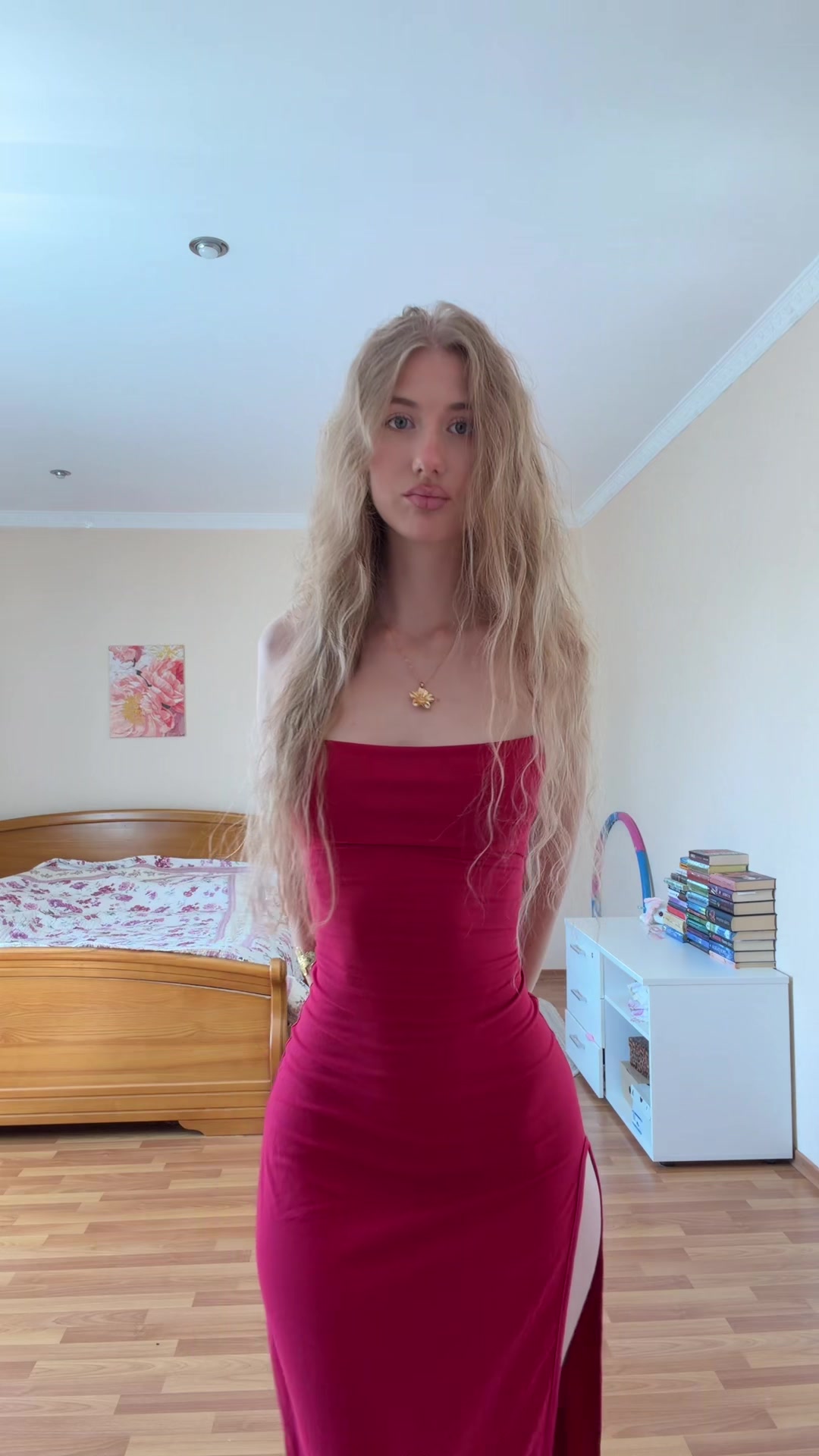 @Blondinka