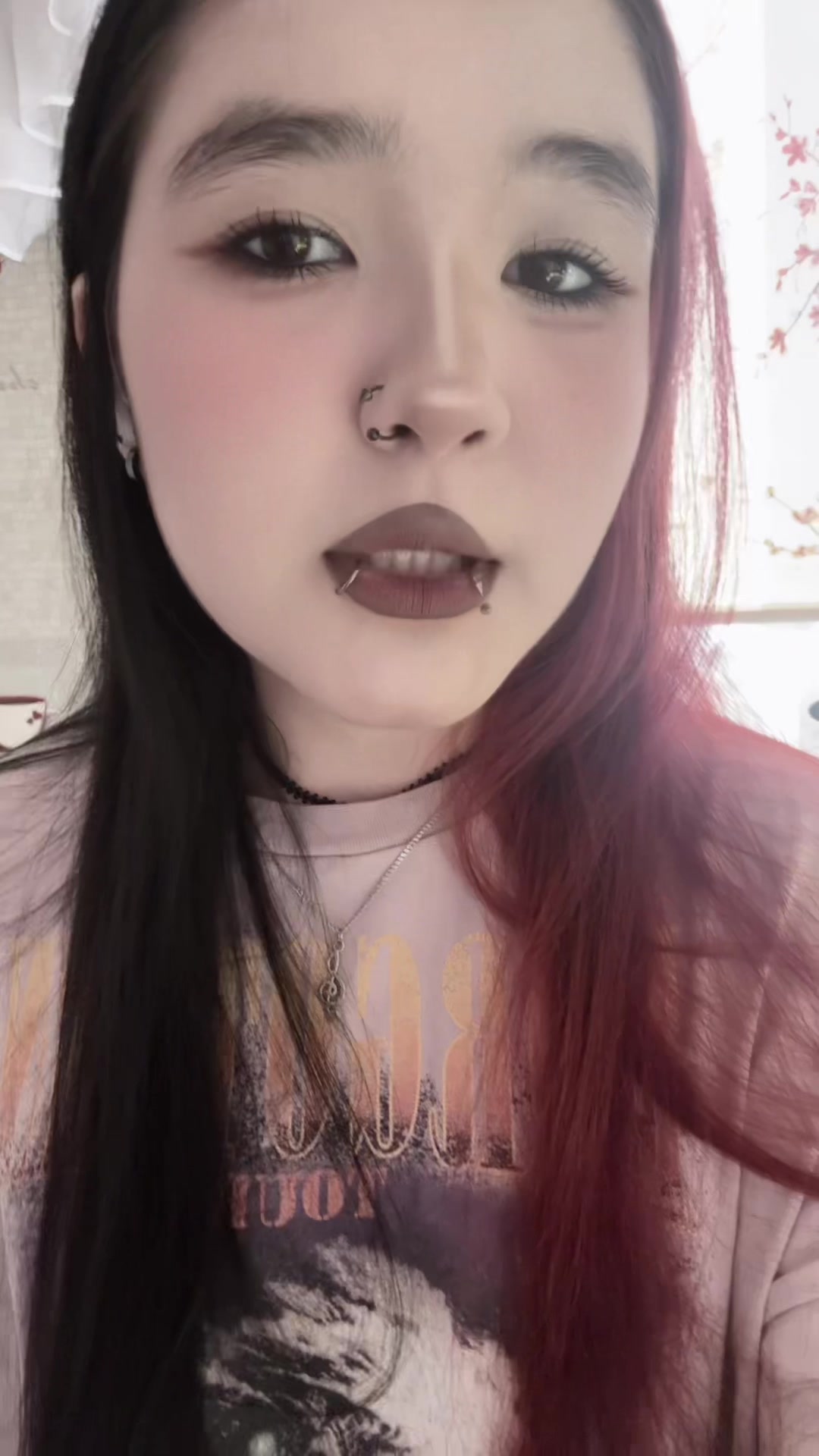@⃟