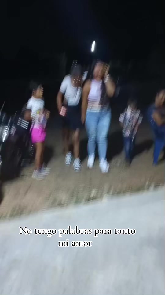 @Helen González