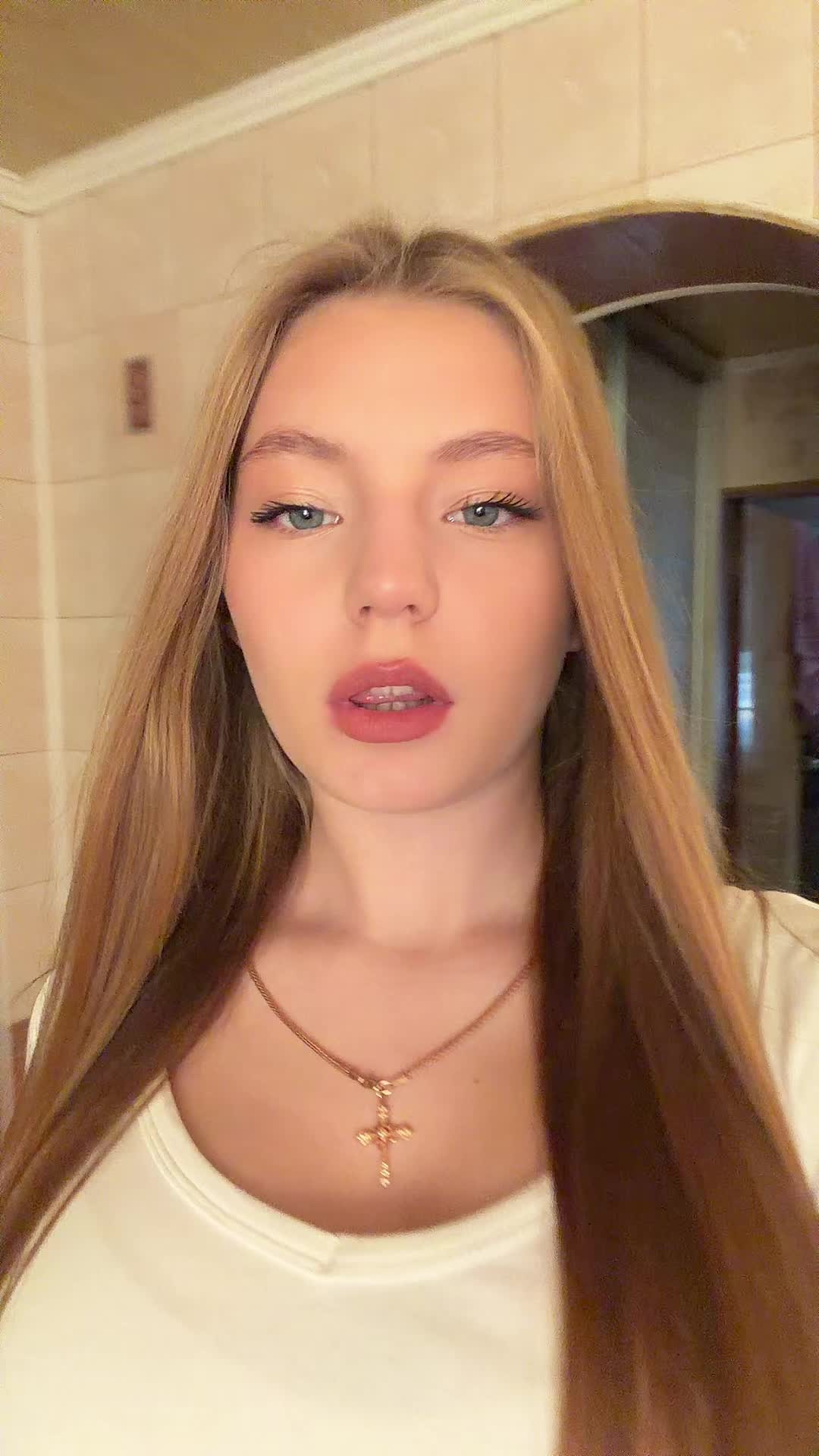 @Вікторія