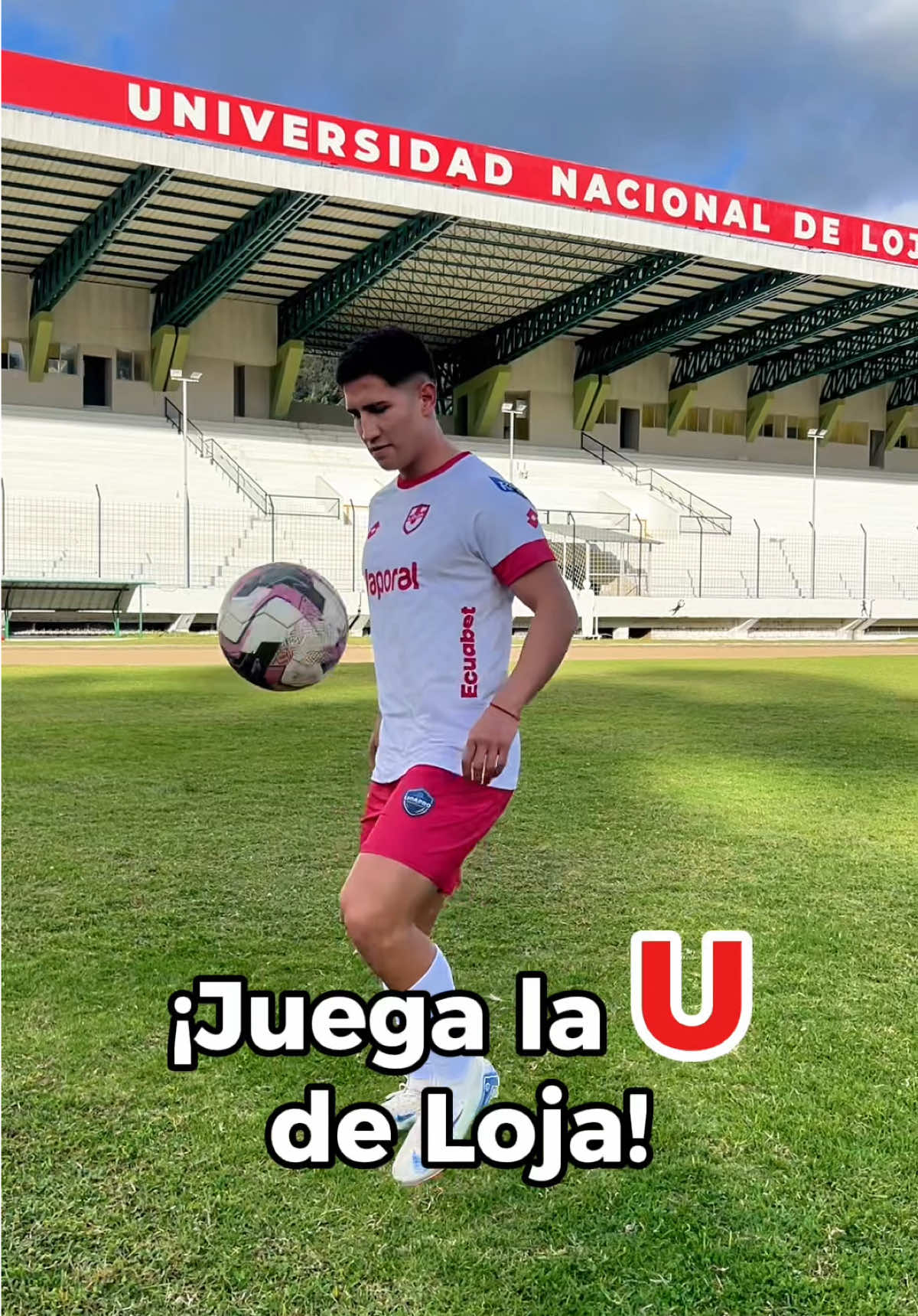 @Universidad Nacional de Loja